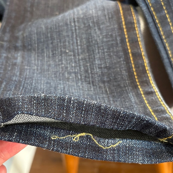 True Religion Women’s Cameron Jeans - Picture 13 of 15